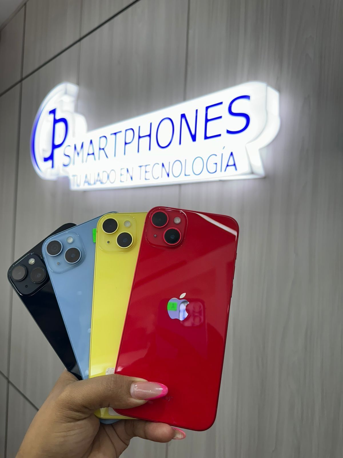 iPhone 14 Plus